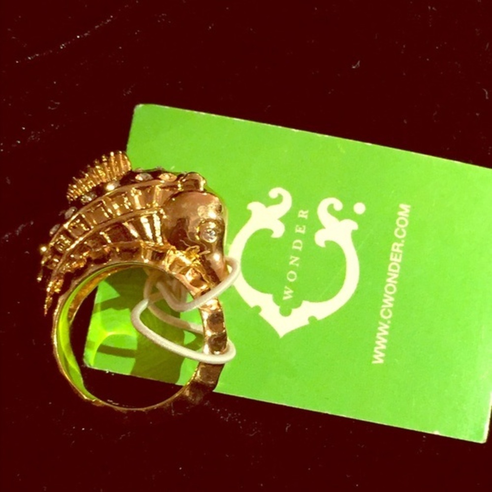 C. WONDER Seahorse Ring Gold Size 7 NWT